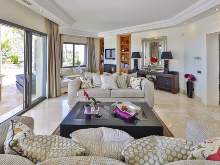 Villa for  in Costa del Sol, Los Arqueros, Malaga 12