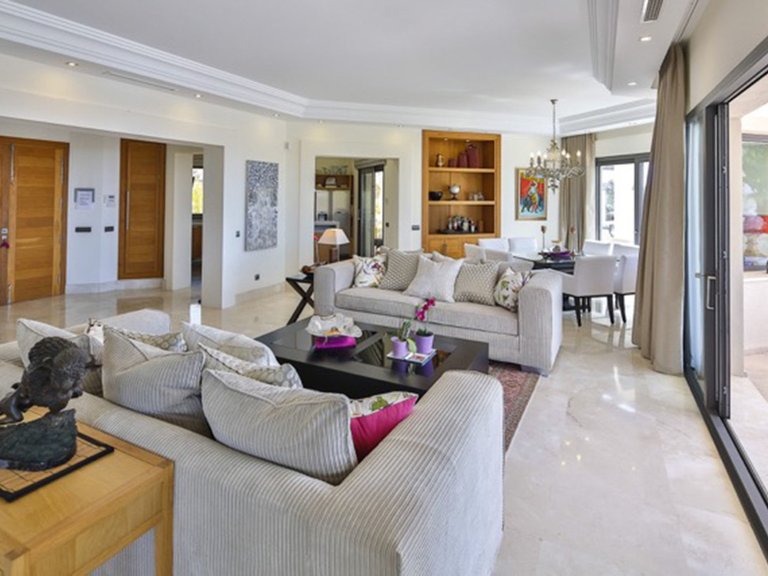 Villa for  in Costa del Sol, Los Arqueros, Malaga 14