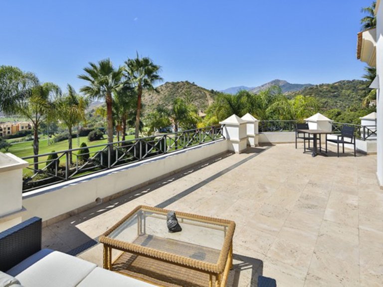 Villa for  in Costa del Sol, Los Arqueros, Malaga 24