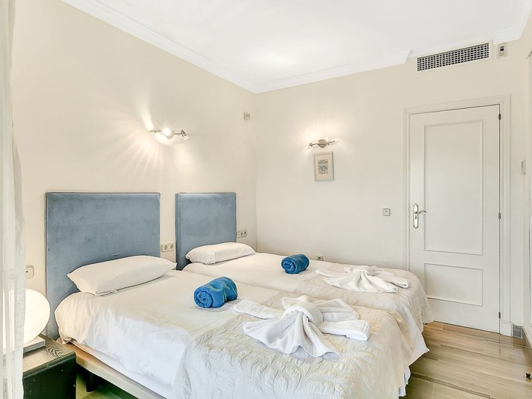 Apartment for Sale in Marbella, Malaga 19