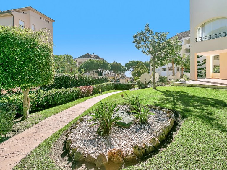 Apartment for Sale in Marbella, Malaga 31