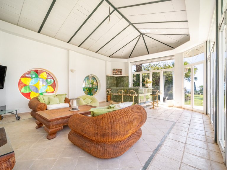 Villa for Sale in The Golden Mile, Malaga 8