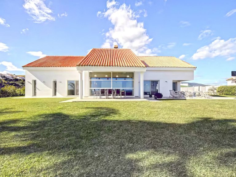 Villa for Sale in Manilva, Malaga 1