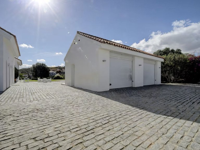 Villa for Sale in Manilva, Malaga 25