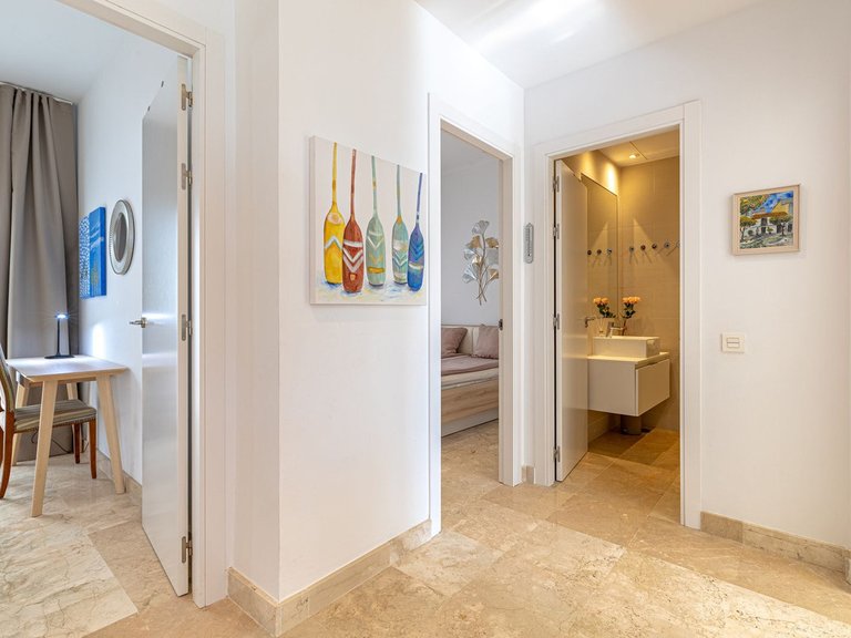 Apartment for Sale in Benahavís, Malaga 12