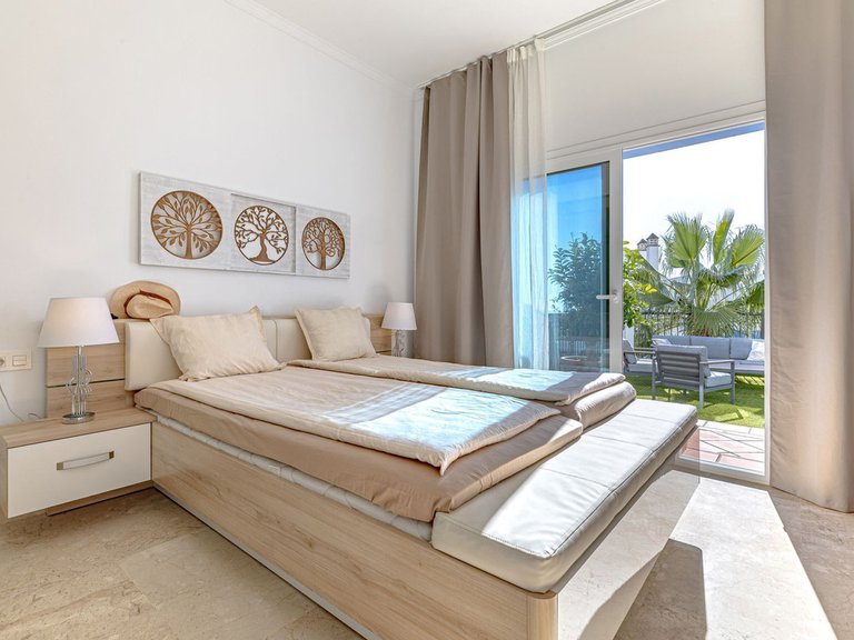 Apartment for Sale in Benahavís, Malaga 14