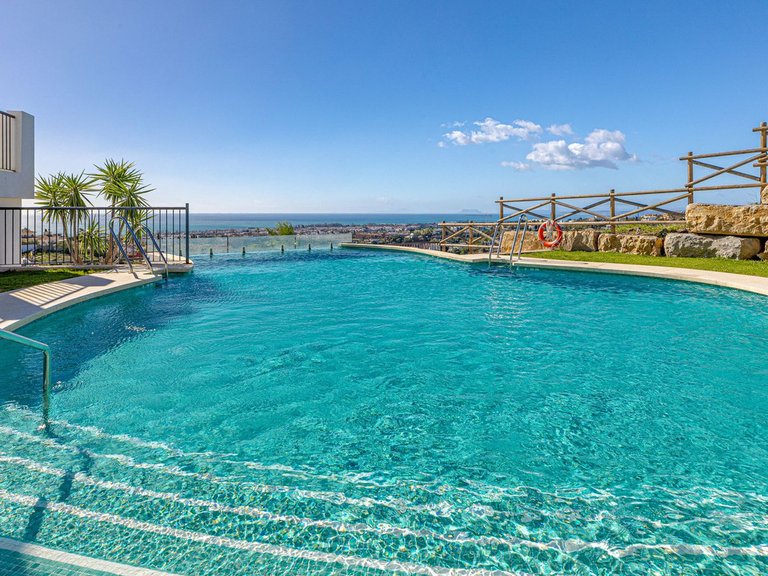 Apartment for Sale in Benahavís, Malaga 21