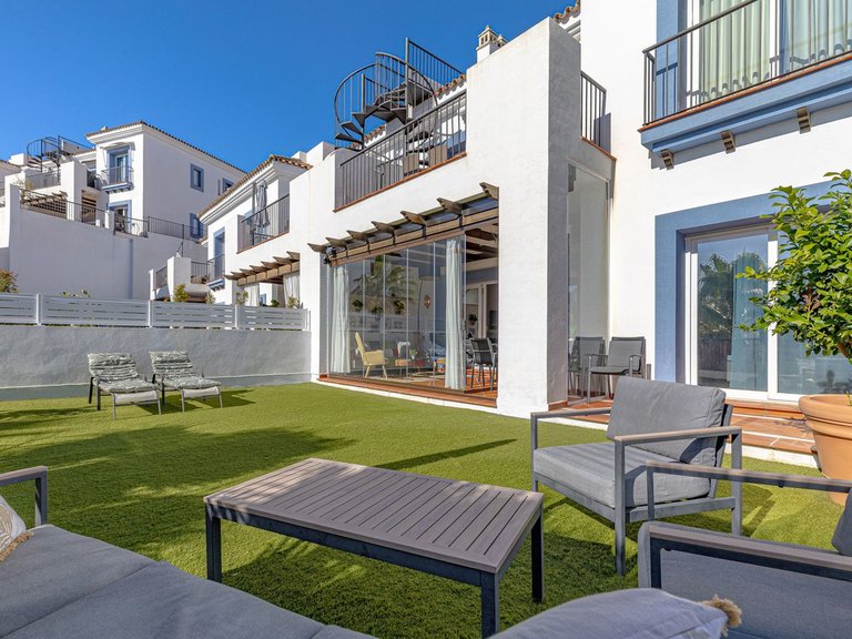 Apartment for Sale in Benahavís, Malaga 9