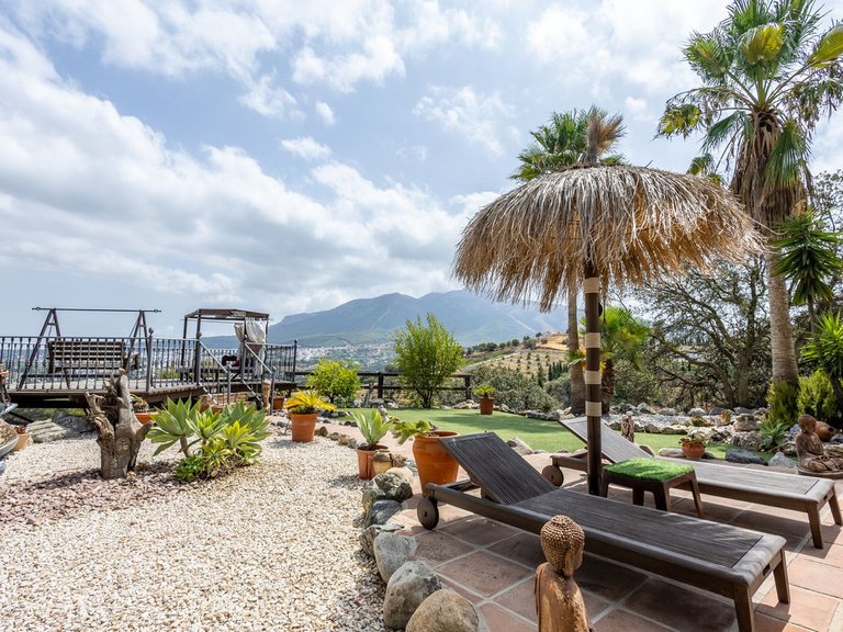 Villa for Sale in Alhaurín El Grande, Malaga 20