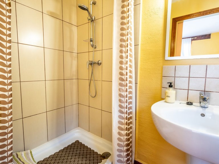 Villa for Sale in Alhaurín El Grande, Malaga 39
