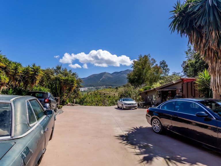 Villa for Sale in Alhaurín El Grande, Malaga 44