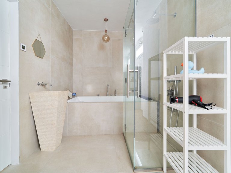 Apartment for Sale in Marbella, Malaga 27