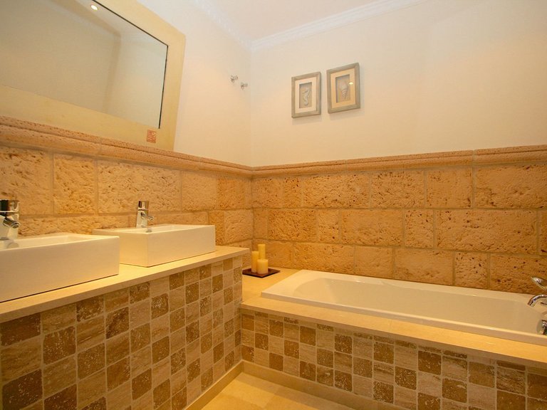 Villa for Sale in Costa del Sol Mijas, Malaga 11