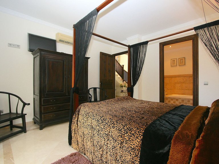 Villa for Sale in Costa del Sol Mijas, Malaga 24