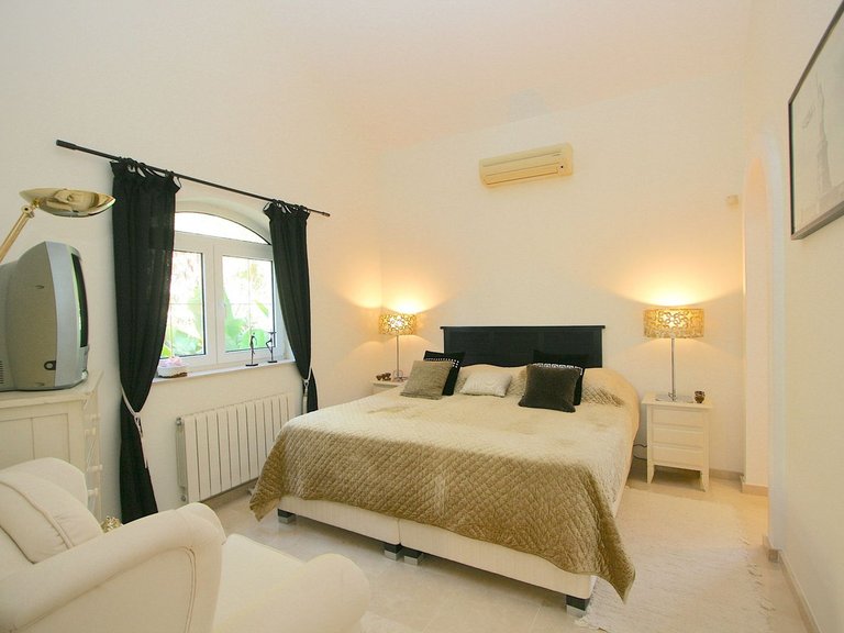 Villa for Sale in Costa del Sol Mijas, Malaga 8