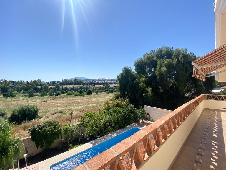 Villa for Sale in Guadalmina Alta, Malaga 10
