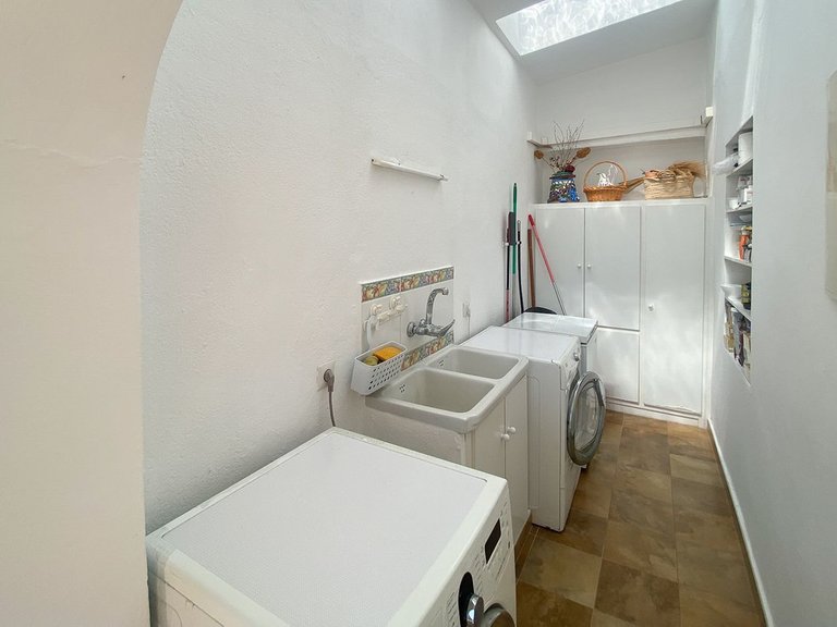 Villa for Sale in Guadalmina Alta, Malaga 14