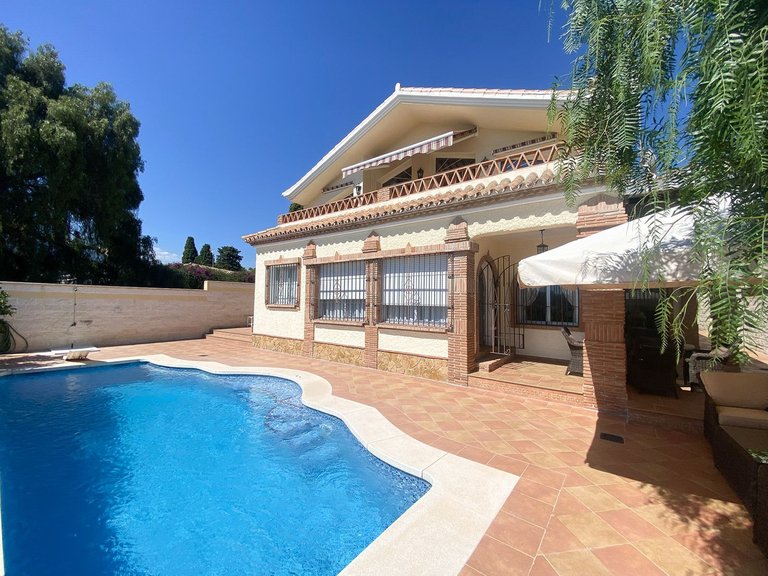 Villa for Sale in Guadalmina Alta, Malaga 4
