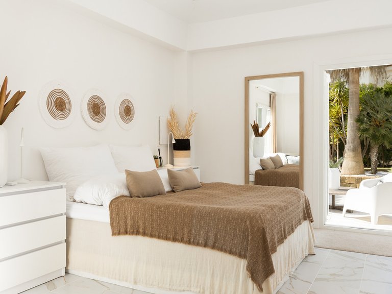 Villa for Sale in Sotogrande, Cadiz 14