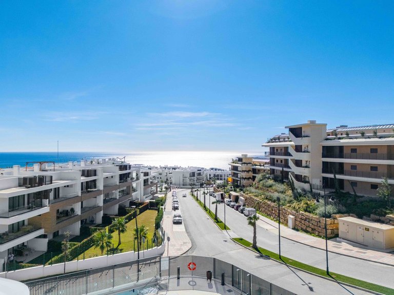 Apartment for Sale in Fuengirola, Malaga 17
