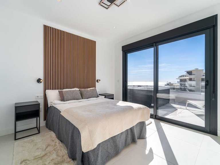 Apartment for Sale in Fuengirola, Malaga 34