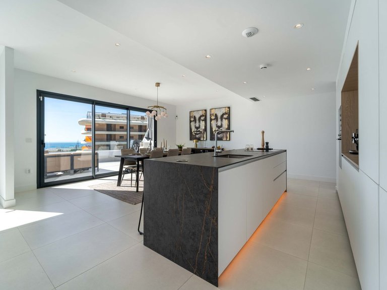 Apartment for Sale in Fuengirola, Malaga 35