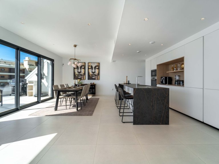 Apartment for Sale in Fuengirola, Malaga 37