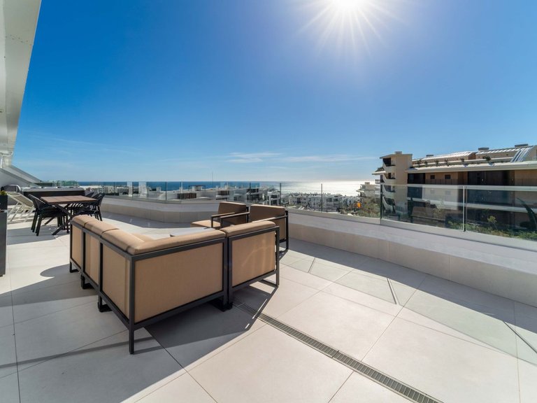 Apartment for Sale in Fuengirola, Malaga 42