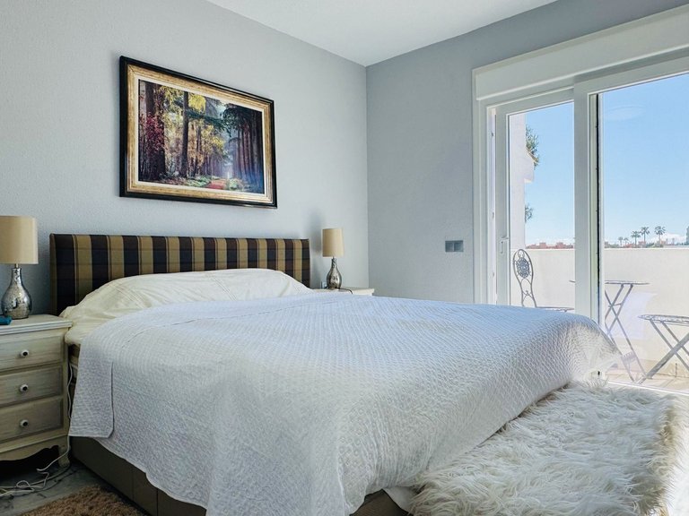 Villa for Sale in La Duquesa, Malaga 18