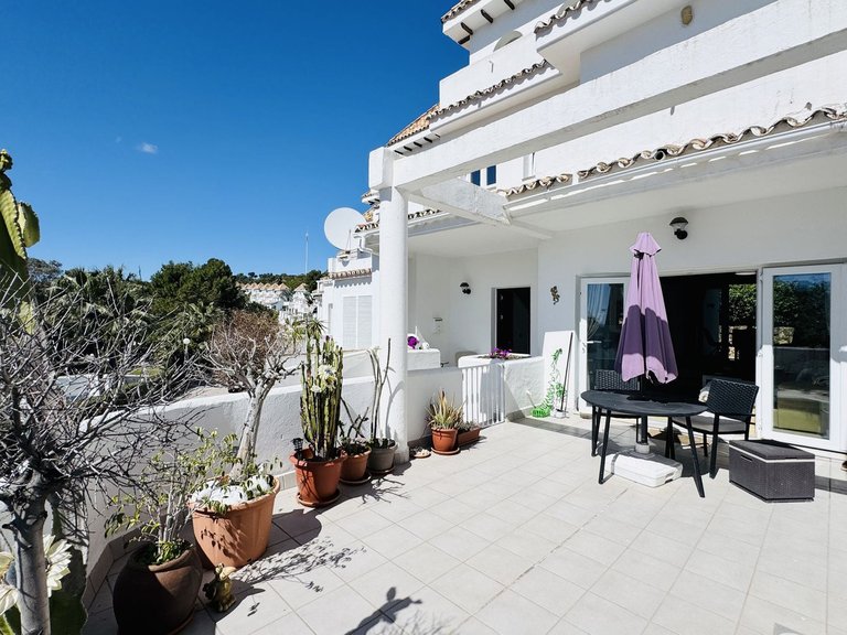 Villa for Sale in La Duquesa, Malaga 5