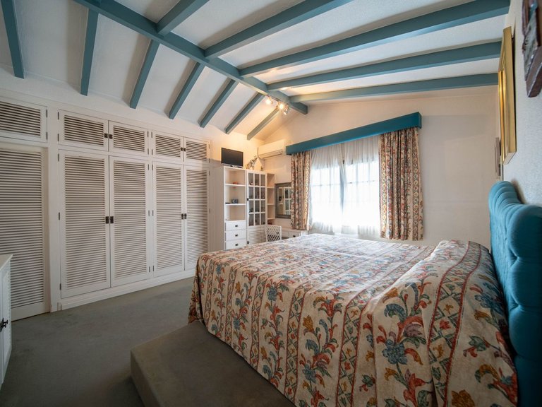 Villa for Sale in Fuengirola, Malaga 20
