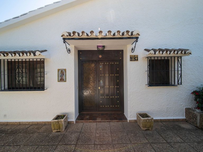 Villa for Sale in Fuengirola, Malaga 46