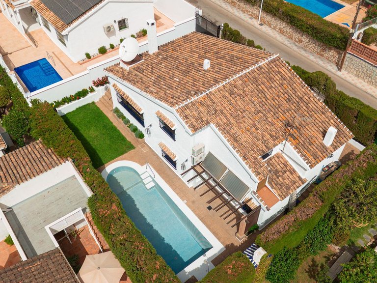 Villa for Sale in Fuengirola, Malaga 47