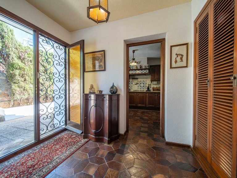 Villa for Sale in Fuengirola, Malaga 5