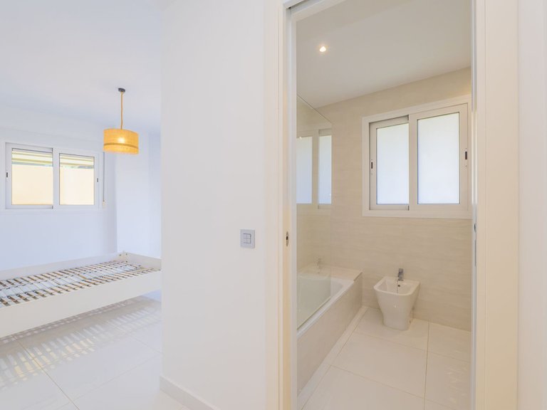 Apartment for Sale in Marbella, Malaga 11