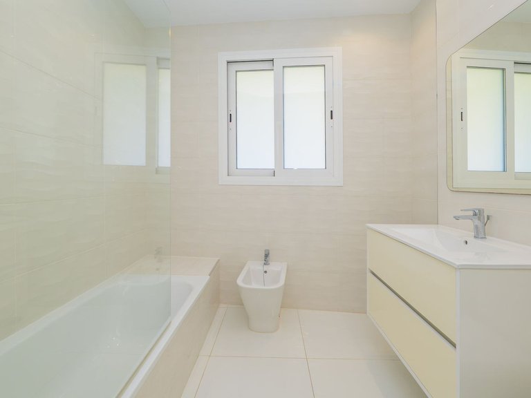 Apartment for Sale in Marbella, Malaga 12