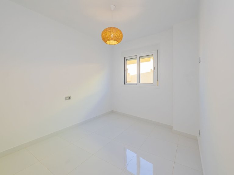 Apartment for Sale in Marbella, Malaga 15