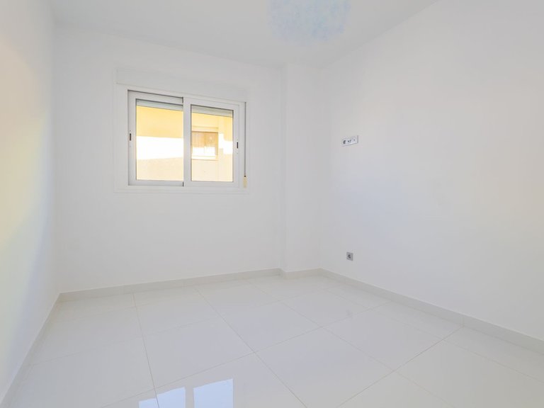 Apartment for Sale in Marbella, Malaga 17