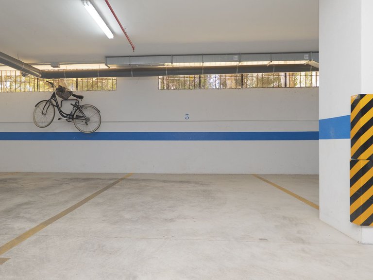 Apartment for Sale in Marbella, Malaga 31