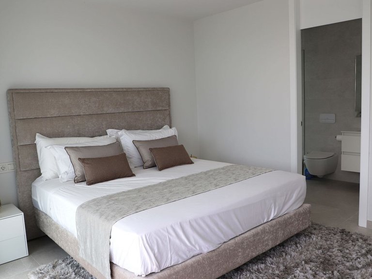 Apartment for Sale in Costa del Sol, New Golden Mile, Malaga 27