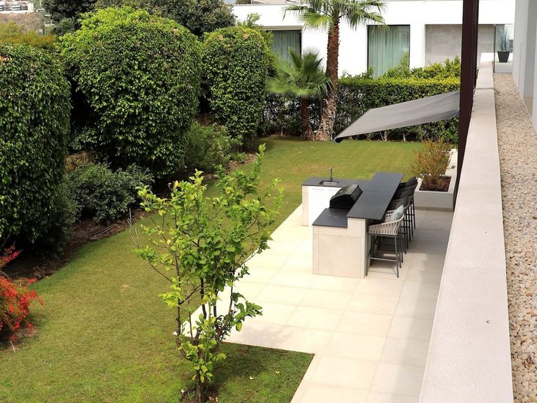 Apartment for Sale in Costa del Sol, New Golden Mile, Malaga 29