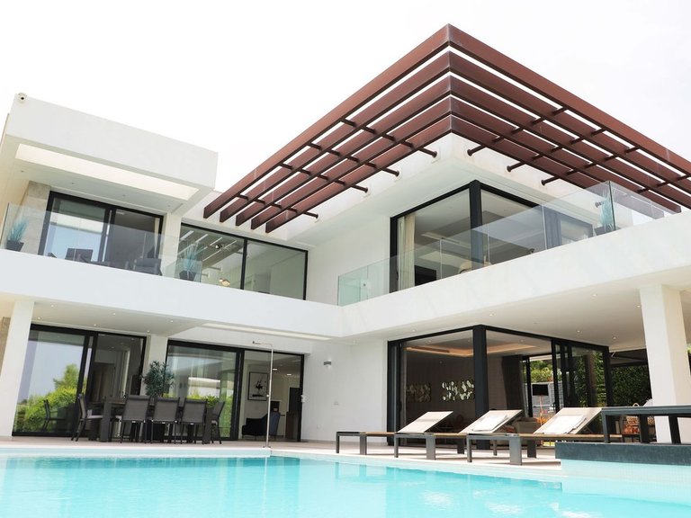Apartment for Sale in Costa del Sol, New Golden Mile, Malaga 3