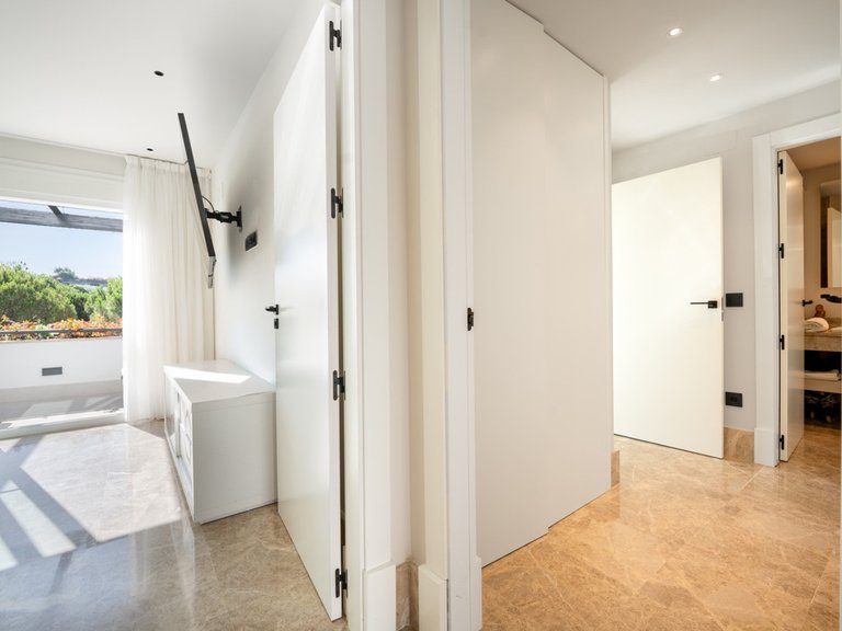 Villa for Sale in Marbella, Malaga 21