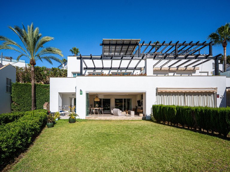 Villa for Sale in Marbella, Malaga 23