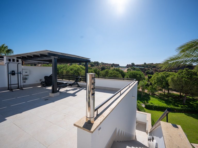 Villa for Sale in Marbella, Malaga 48