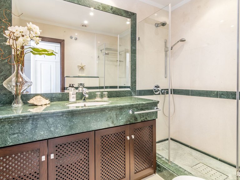 Penthouse for Sale in Benahavís, Malaga 21
