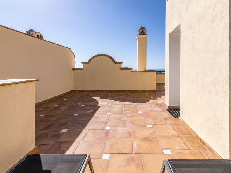 Penthouse for Sale in Benahavís, Malaga 37