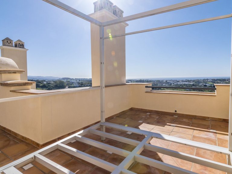 Penthouse for Sale in Benahavís, Malaga 41