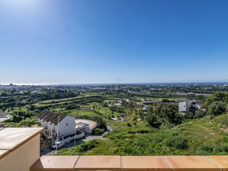 Penthouse for Sale in Benahavís, Malaga 42