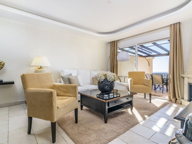 Penthouse for Sale in Benahavís, Malaga 8